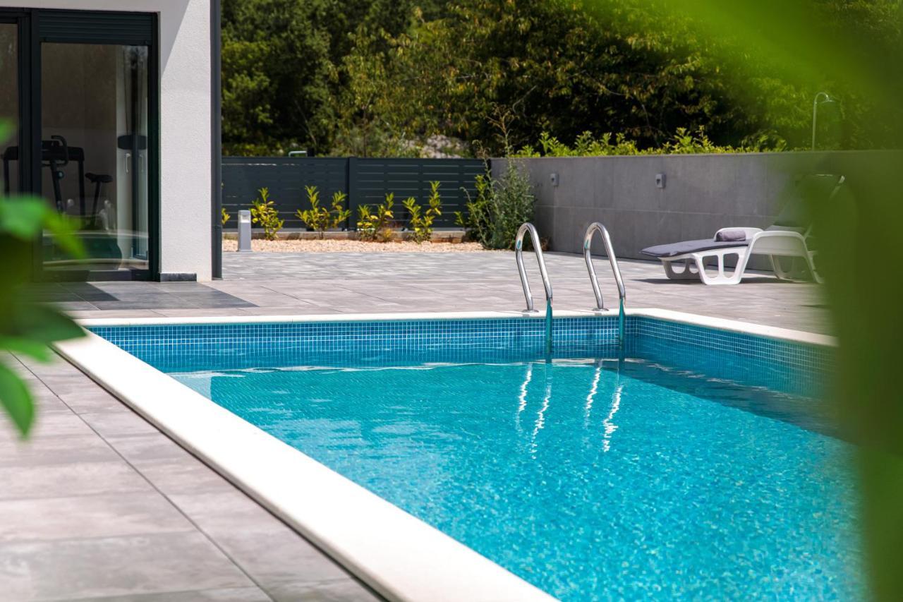 Villa Graefin มาลินสกา ภายนอก รูปภาพ